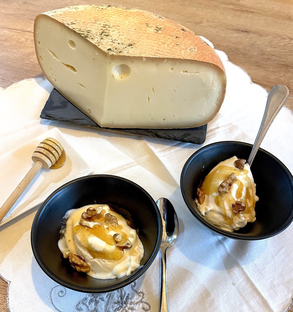 <strong>Glace à la Tomme des Pyrénées IGP</strong>